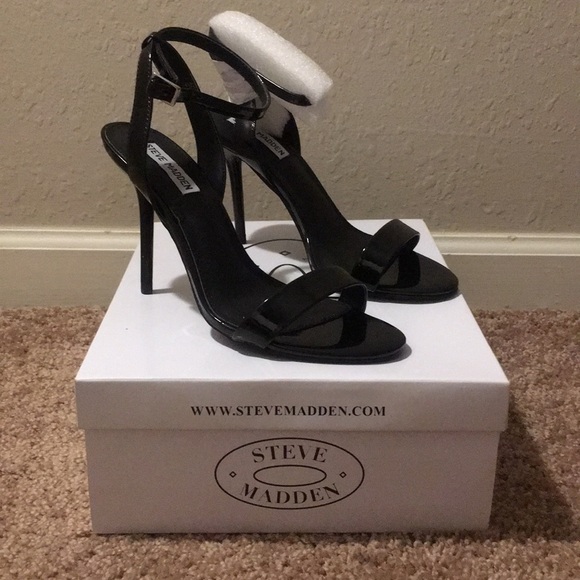 steve madden indulge sandal